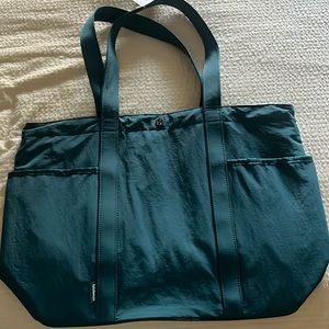 Lululemon tote bag-new with tags